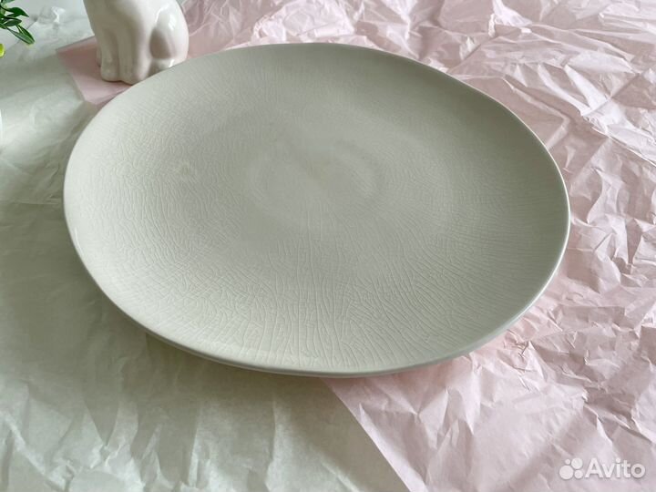 Новая керамическая тарелка 26 см