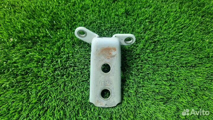 Петля двери верхняя передняя правая Brilliance V5