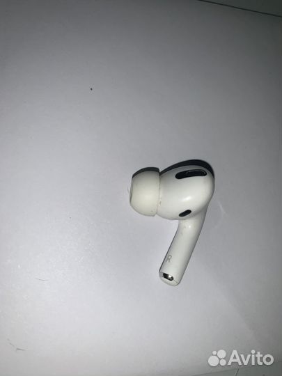 Наушники apple airpods pro правый