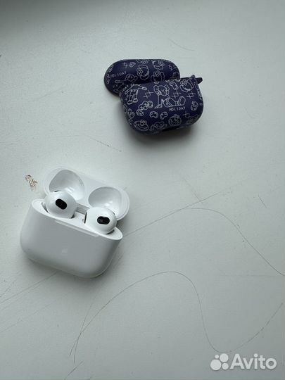 Наушники apple airpods 3 в хорошем состоянии