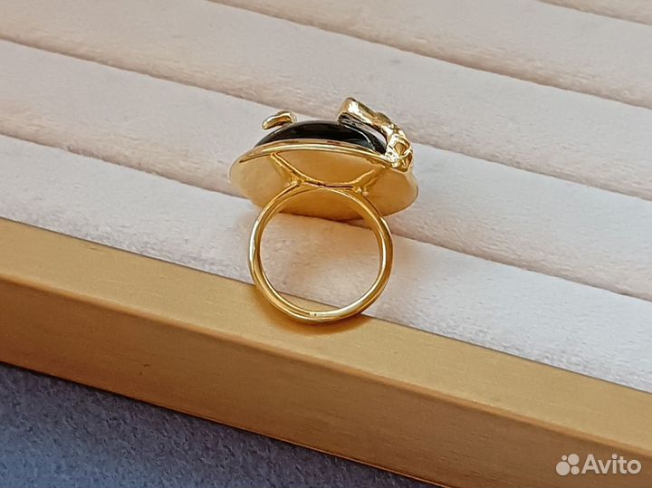 Стильное кольцо