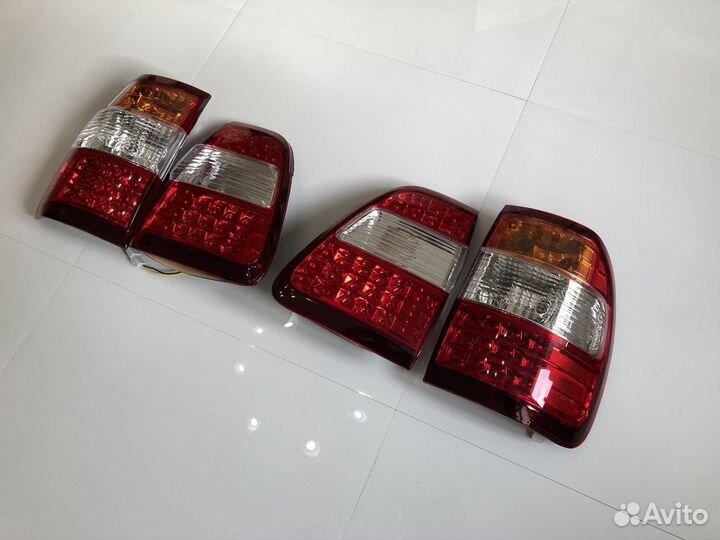 Комплект фонарей Toyota Land Cruiser 100 1998-2007