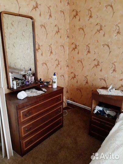 Спальный гарнитур