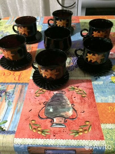 Чайный сервиз на 6 персон