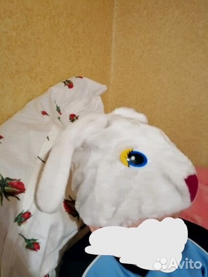 Новогодние костюмы зайчика и петуха прокат