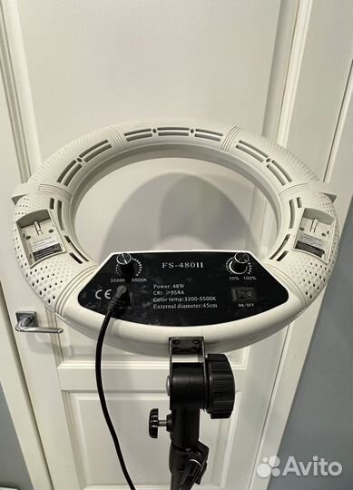 Кольцевая лампа со штативом 45 см FS480II