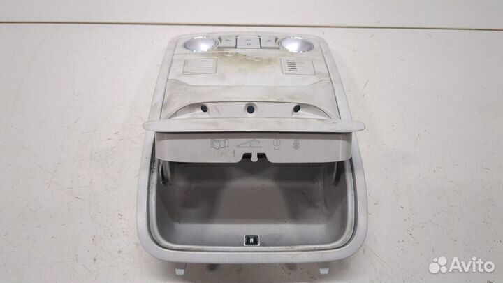Фонарь салона Skoda Octavia (A7)