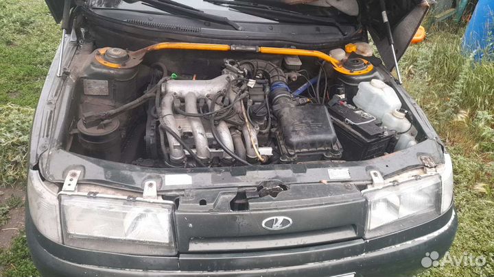 ВАЗ 2112 1.5 МТ, 2004, 239 000 км