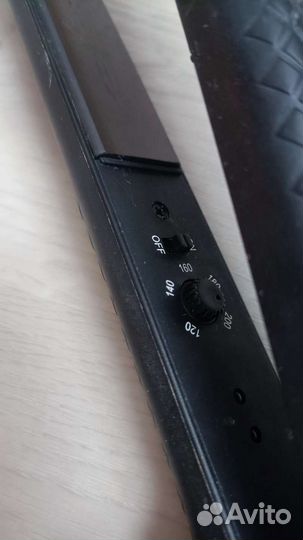 Выпрямитель для волос trony