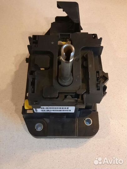 Кулиса (селектор) АКПП на Volvo S60 2,4L 2001г