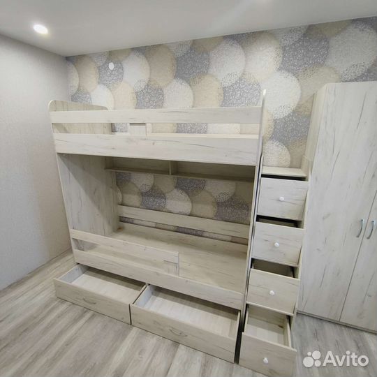 Детская кровать 2х уровневая