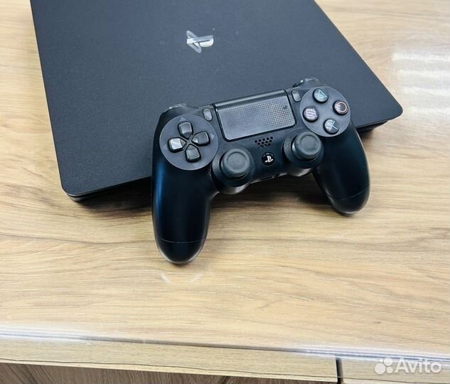 Sony PlayStation 4 Slim 1TB Black (CUH-2116B)