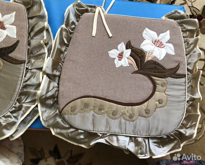 Сидушки на стулья