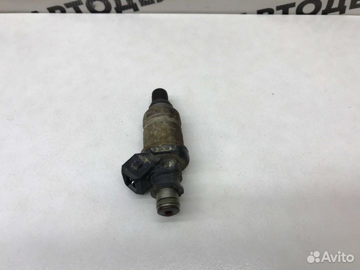 Форсунка бензиновая Honda Domani MA4 1994 г.в