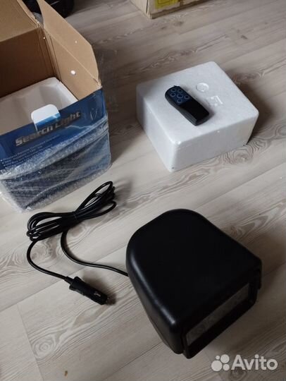 Прожектор (Фароискатель) светодиодный автомобиля