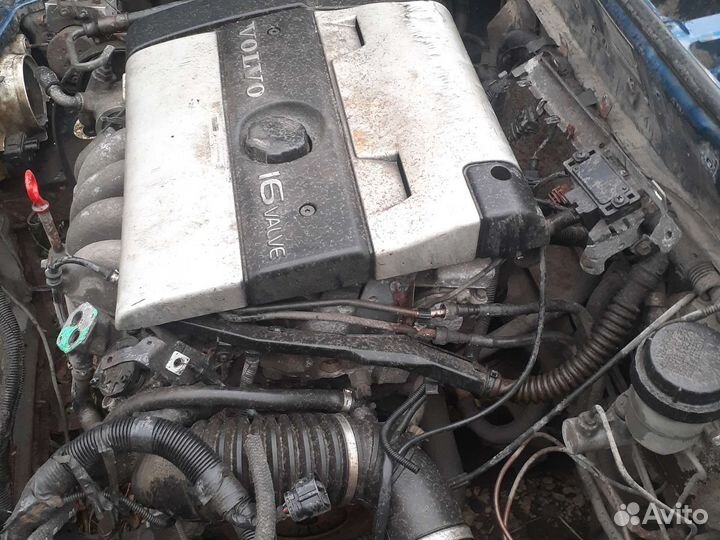 Двигатель volvo с 40