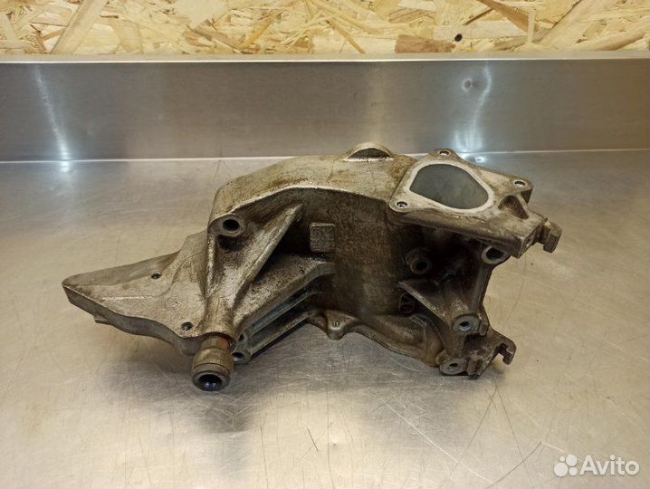 Корпус помпы Honda Cr-V RD K20A4 2005