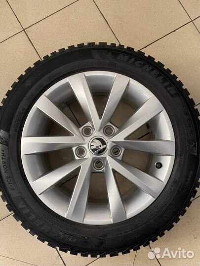 Michelin X-Ice North 4 205/55 R16 зима шип Octavia