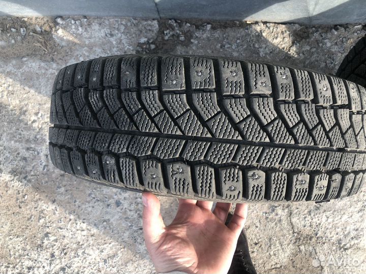 Viatti Brina Nordico V-522 185/60 R14 95R