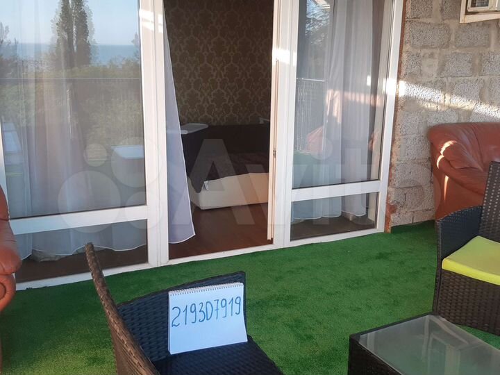 Коттедж 200 м² на участке 2 сот.