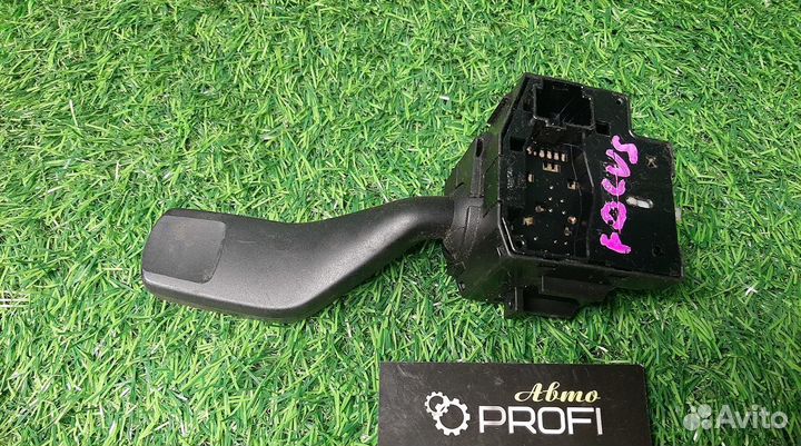 Переключатель поворотов Ford Focus 2