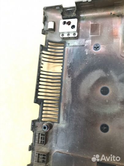 Поддон для ноутбука Samsung np550p5c