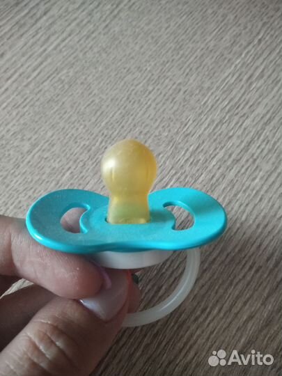 Бутылочка, соска