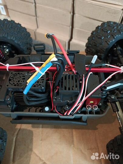 MJX Hyper Go 4WD 1/10 - MJX-10208