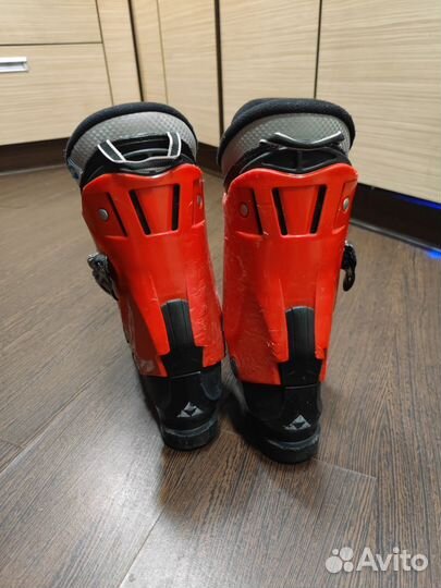 Горнолыжные ботинки 42