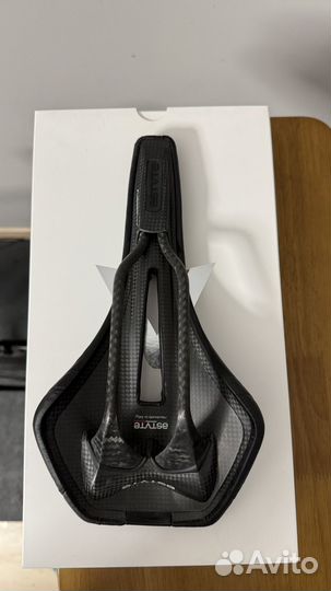 Карбоновое седло astute moon pilarga luxury VT