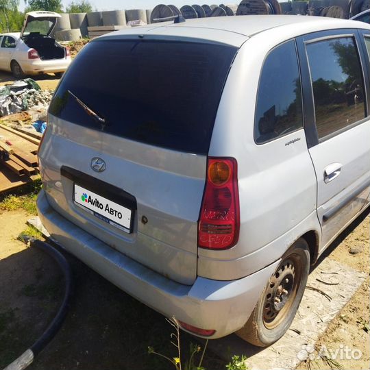 Hyundai Matrix 1.6 МТ, 2004, битый, 20 000 км