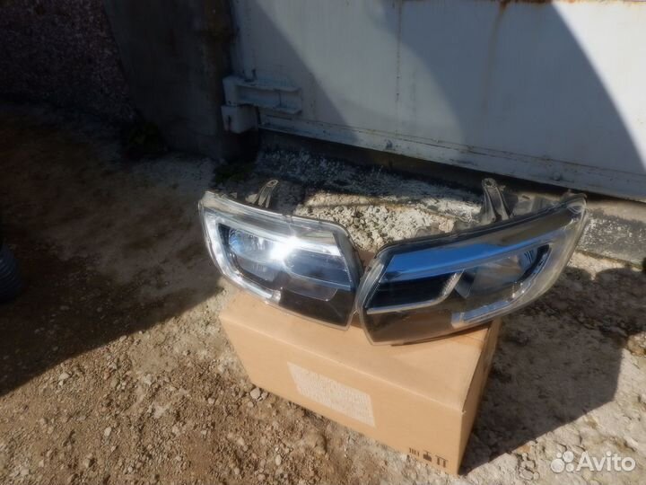 Фары Renault Logan 2 Sandero 2