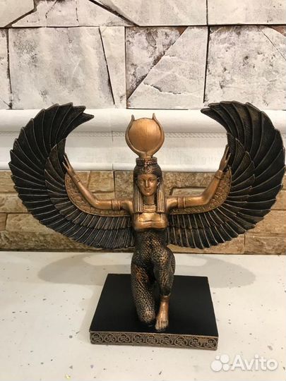 Исида - статуэтка 