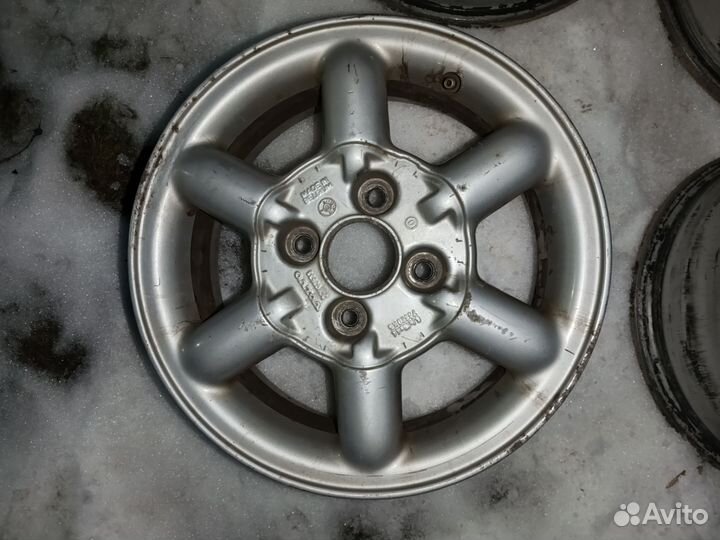 Комплект Литых дисков r15