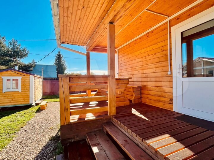 Дом 65 м² на участке 4 сот.