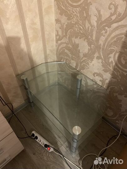 Стеклянная тумба