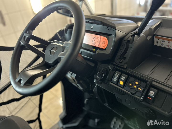 BRP Can-am Traxter HD10 XMR 2024