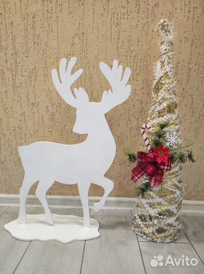 Новогодний олень