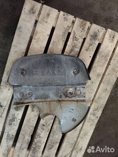 Тепловой экран глушителя DAF XF 105 2008