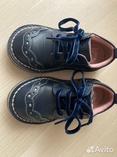 Туфли для девочки новые 24р
