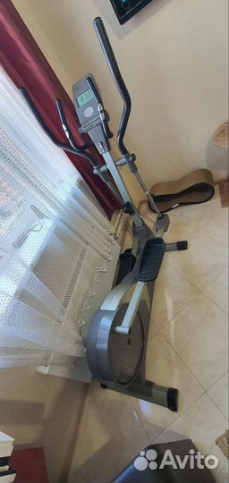 Элиптический тренажер Torneo Stella c505 ExaMotion