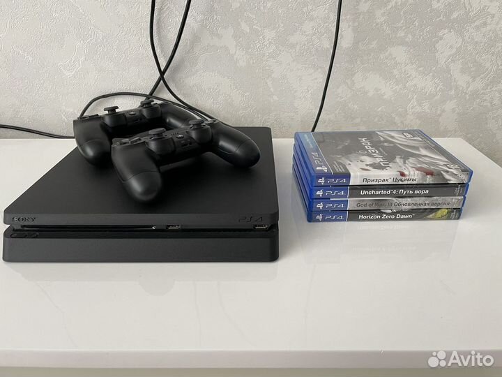 Sony PS4 slim 1tb