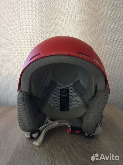 Горнолыжный шлем