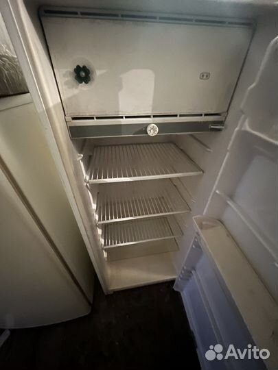 Холодильник в хорошем состоянии