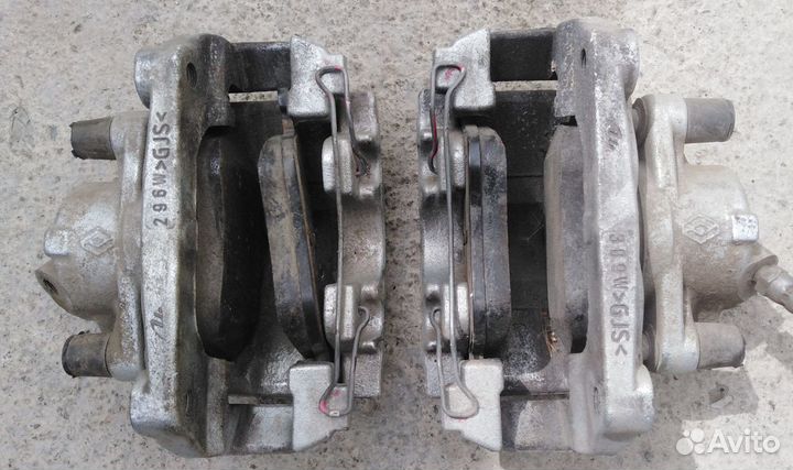 Каптюр Дастер Суппорт Передний Левый Правый Рено