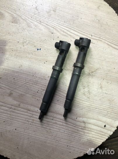 Форсунка топливной Mercedes OM651 А6510701287