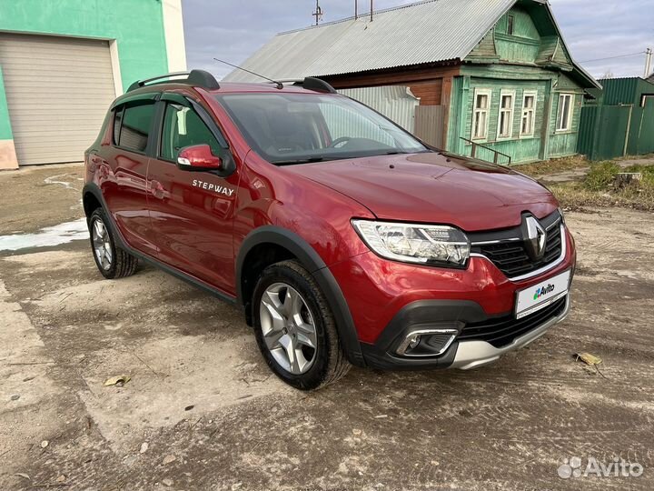 Renault Sandero Stepway 1.6 МТ, 2019, 11 000 км
