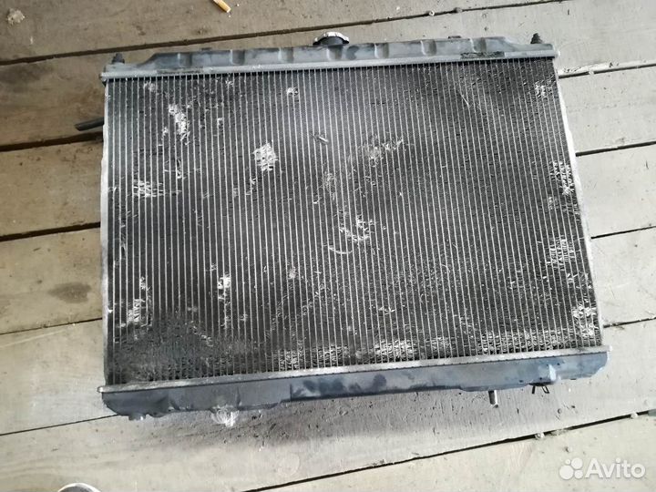 Радиатор охлаждения Nissan X-Trail T30 МКПП