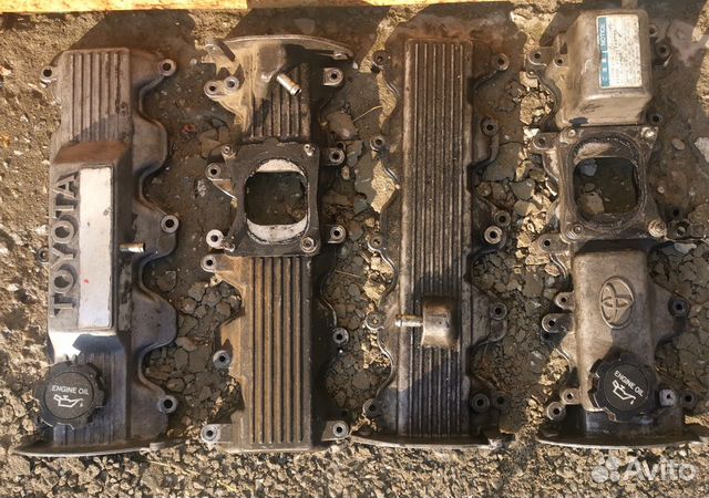 Клапанная крышка Toyota 2C / 2CT / 3C / 3CT