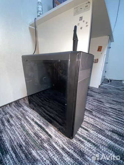 Компьютер с монитором